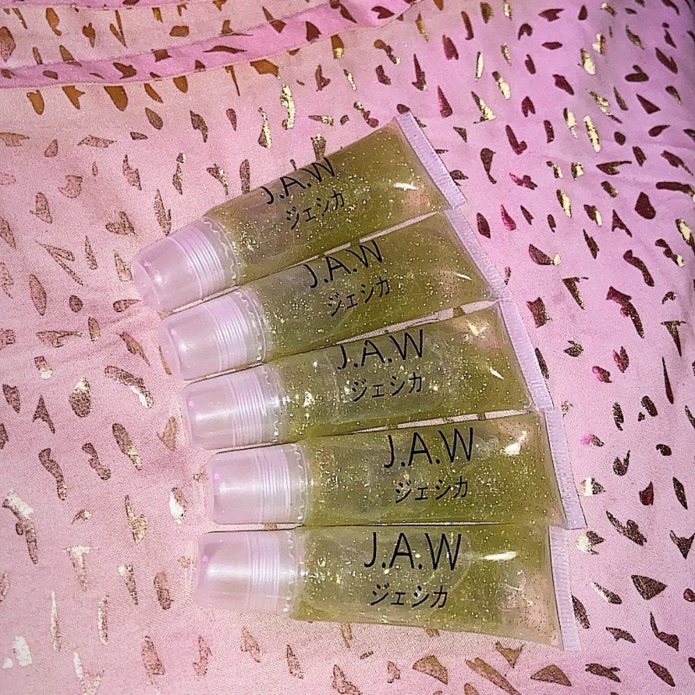 J.A.W Lipgloss